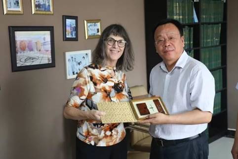 https://mmbiz.qpic.cn/mmbiz_jpg/un3IibyVC5YZXC3G1Pj5ZlSZgJOcfdwQQsQMePqb2tRibLYDZwe8XYYJYHWM4UicwBZibRPYNu8hn4UTwPRr8sK40g/640?wx_fmt=jpeg